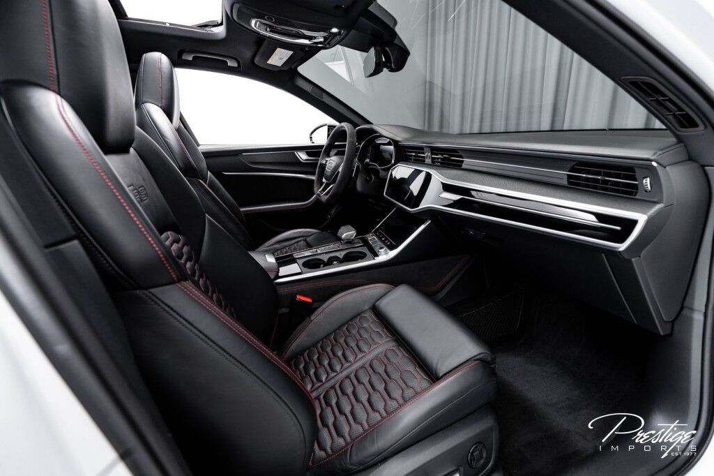 2022 Audi RS 6 Avant North Miami Beach FL