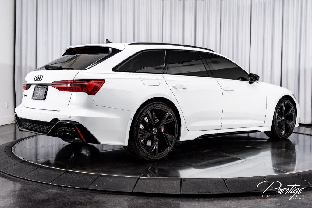 2022 Audi RS 6 Avant North Miami Beach FL