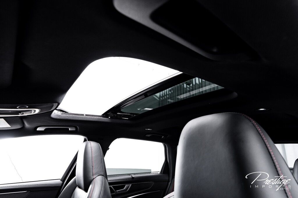 2022 Audi RS 6 Avant North Miami Beach FL