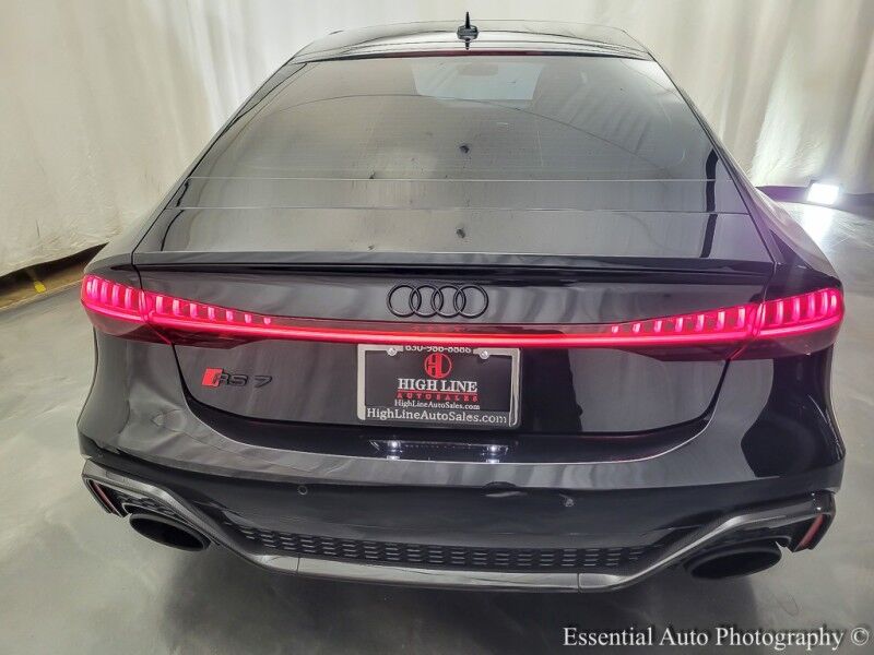 2022 Audi RS 7 Willowbrook IL