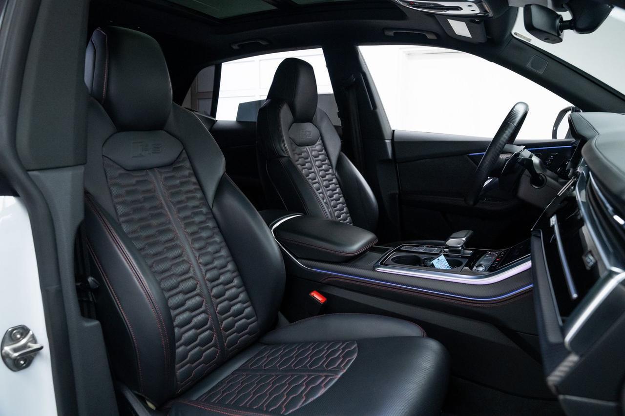 2022 Audi RS Q8 4.0T Carbon Package Black Optic Package Portland OR