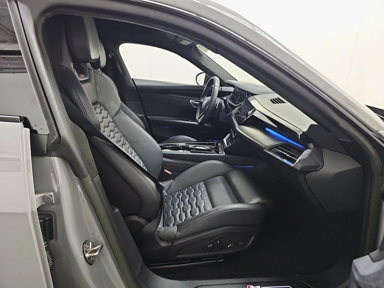 2022 Audi RS e-tron GT Audi Exclusive Color Carbon Performance Package quattro Portland OR