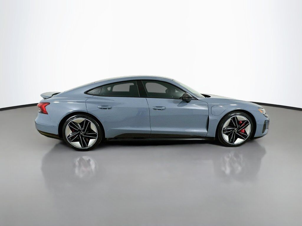 2022 Audi RS e-tron GT Base Willowbrook IL