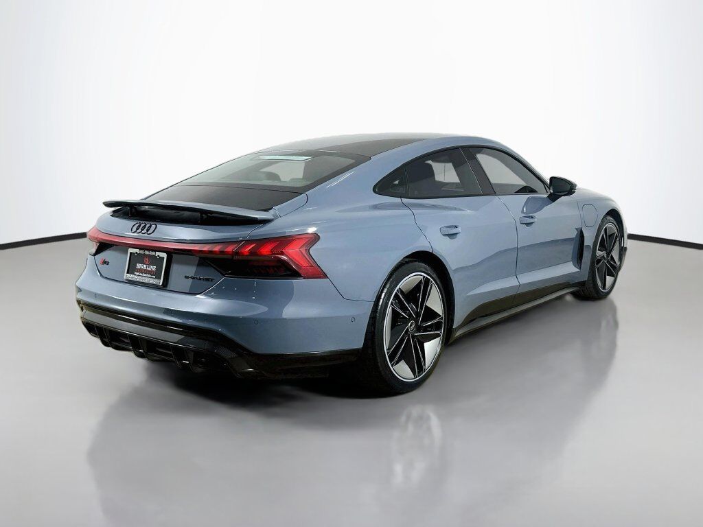 2022 Audi RS e-tron GT Base Willowbrook IL