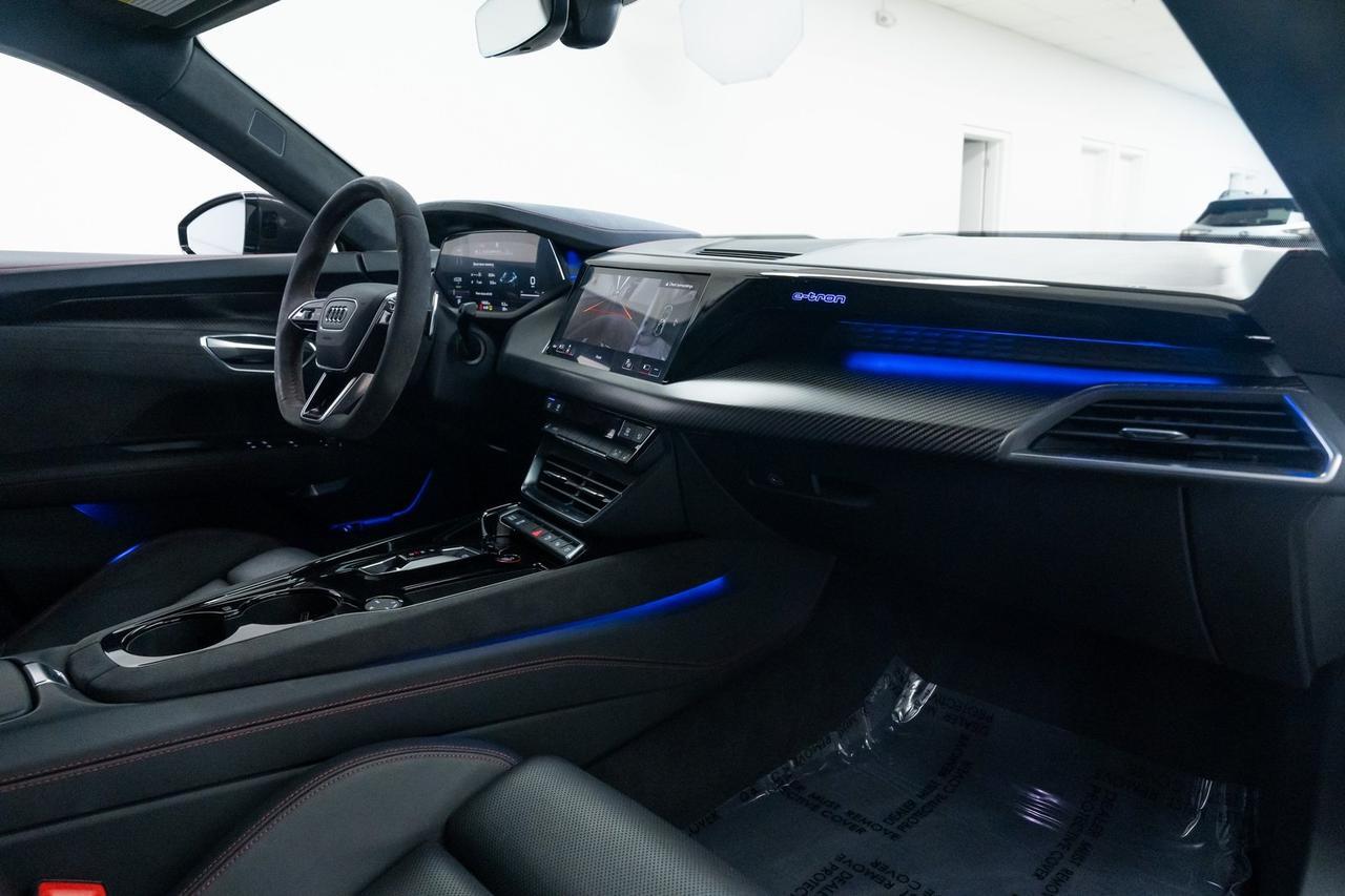 2022 Audi RS e-tron GT Base quattro 1 Owner Year One Package Carbon Ceramic Br Portland OR