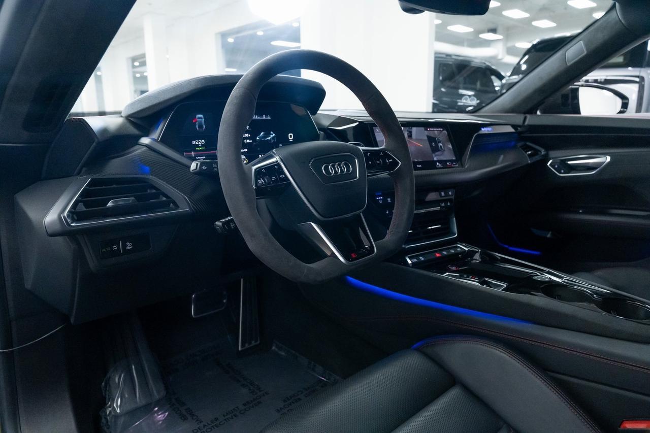 2022 Audi RS e-tron GT Base quattro 1 Owner Year One Package Carbon Ceramic Br Portland OR