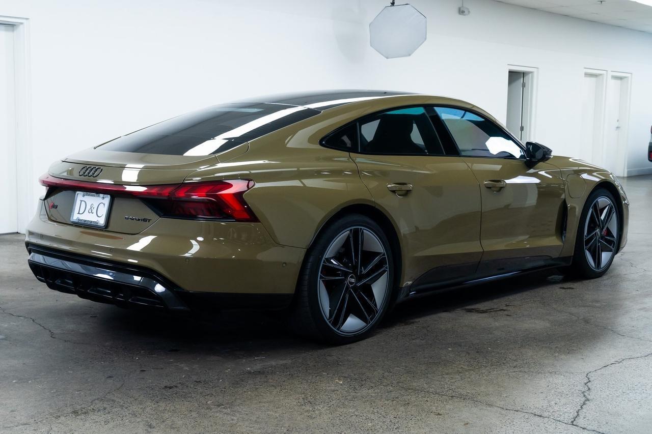 2022 Audi RS e-tron GT Base quattro 1 Owner Year One Package Carbon Ceramic Br Portland OR