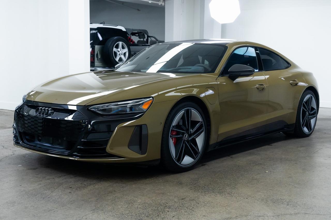 2022 Audi RS e-tron GT Base quattro 1 Owner Year One Package Carbon Ceramic Br Portland OR