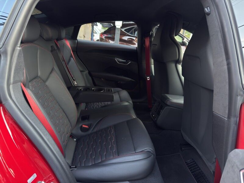 2022 Audi RS e-tron GT quattro AWD Arlington VA