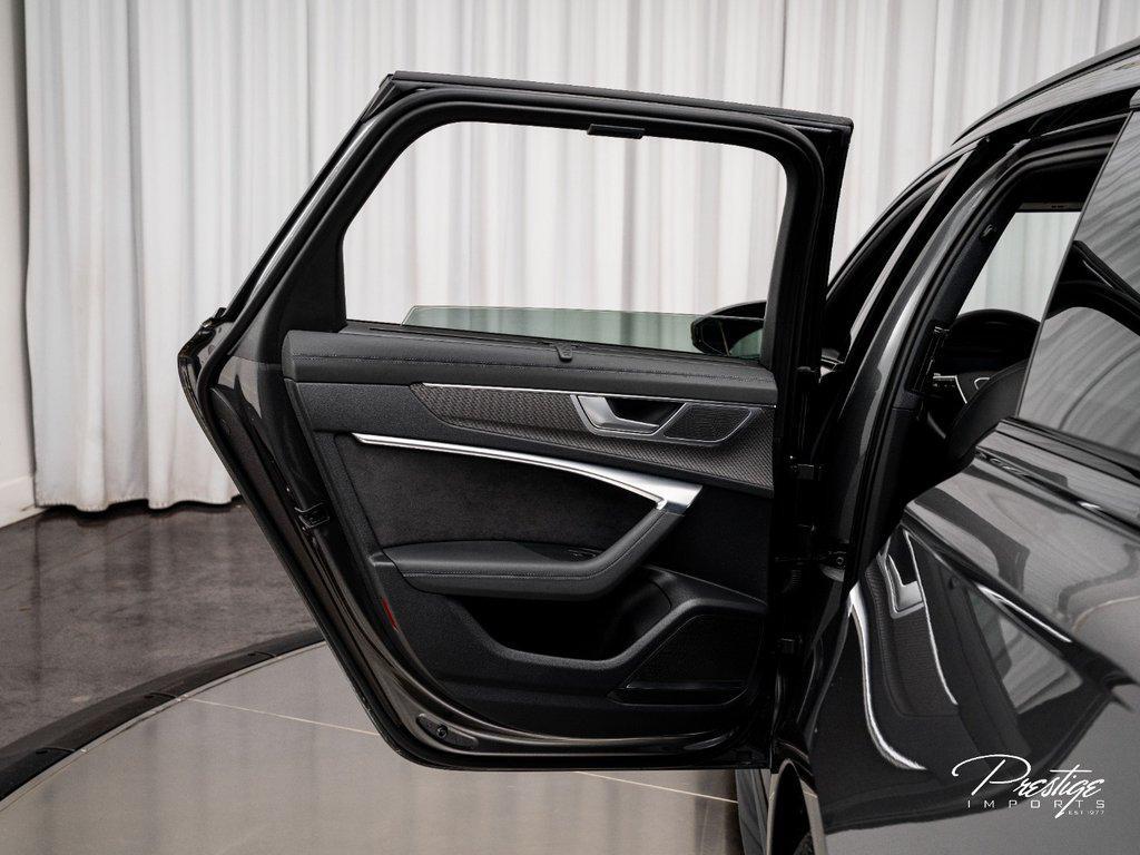 2022 Audi Rs 6 Avant 4.0 TFSI quattro North Miami Beach FL