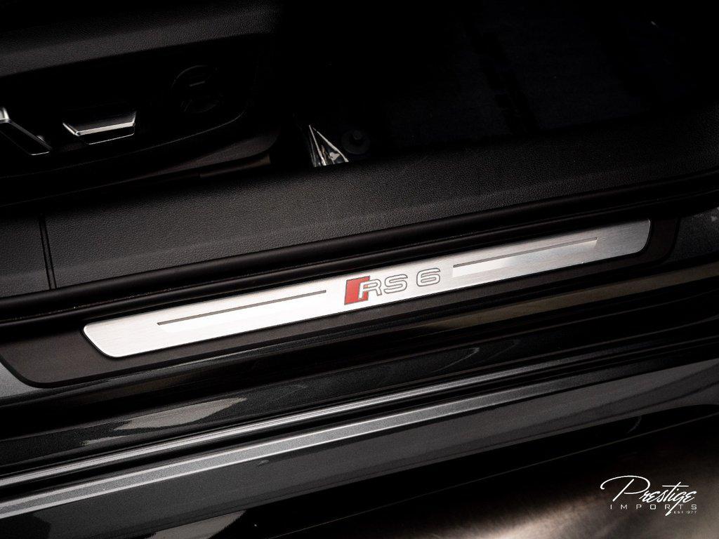 2022 Audi Rs 6 Avant 4.0 TFSI quattro North Miami Beach FL