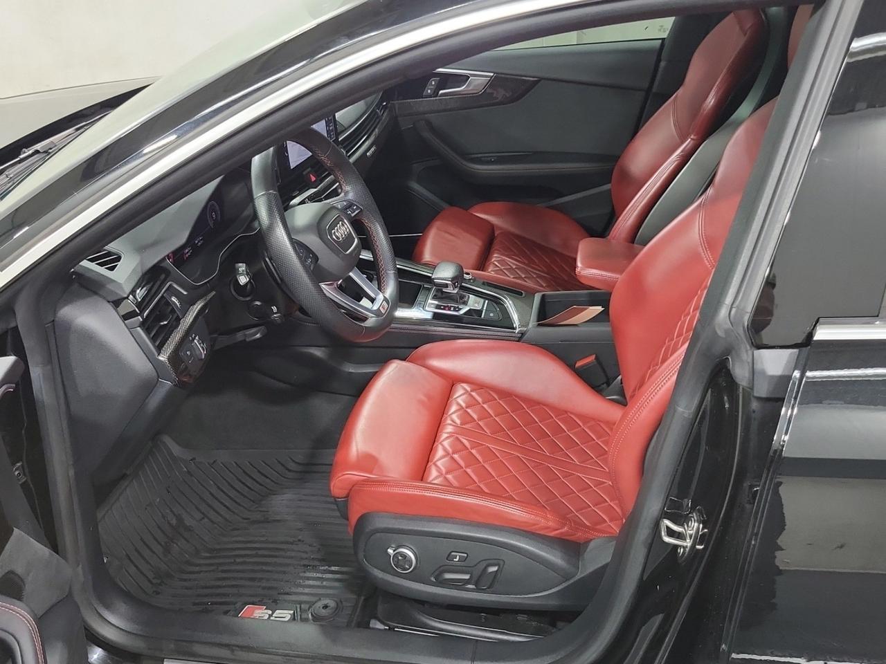 2022 Audi S5 Sportback Technik | QUATTRO | S-LINE | NAVI | PANO | RED LTHR | CRBNFIBR | MSGSEATS | NOACCIDENT Toronto ON