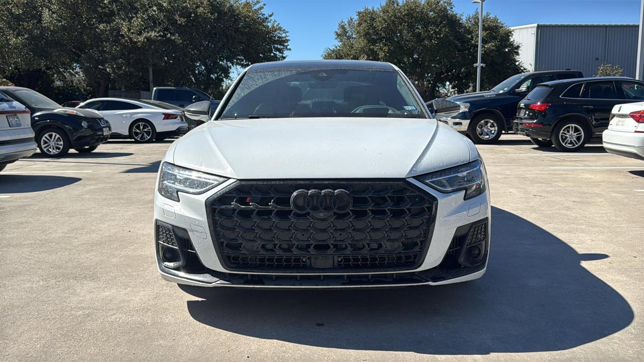 2022 Audi S8