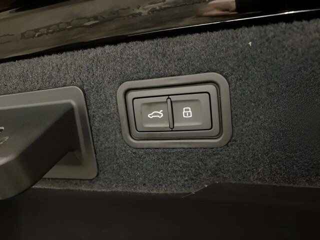 2022 Audi S8 4.0T quattro Dallas TX