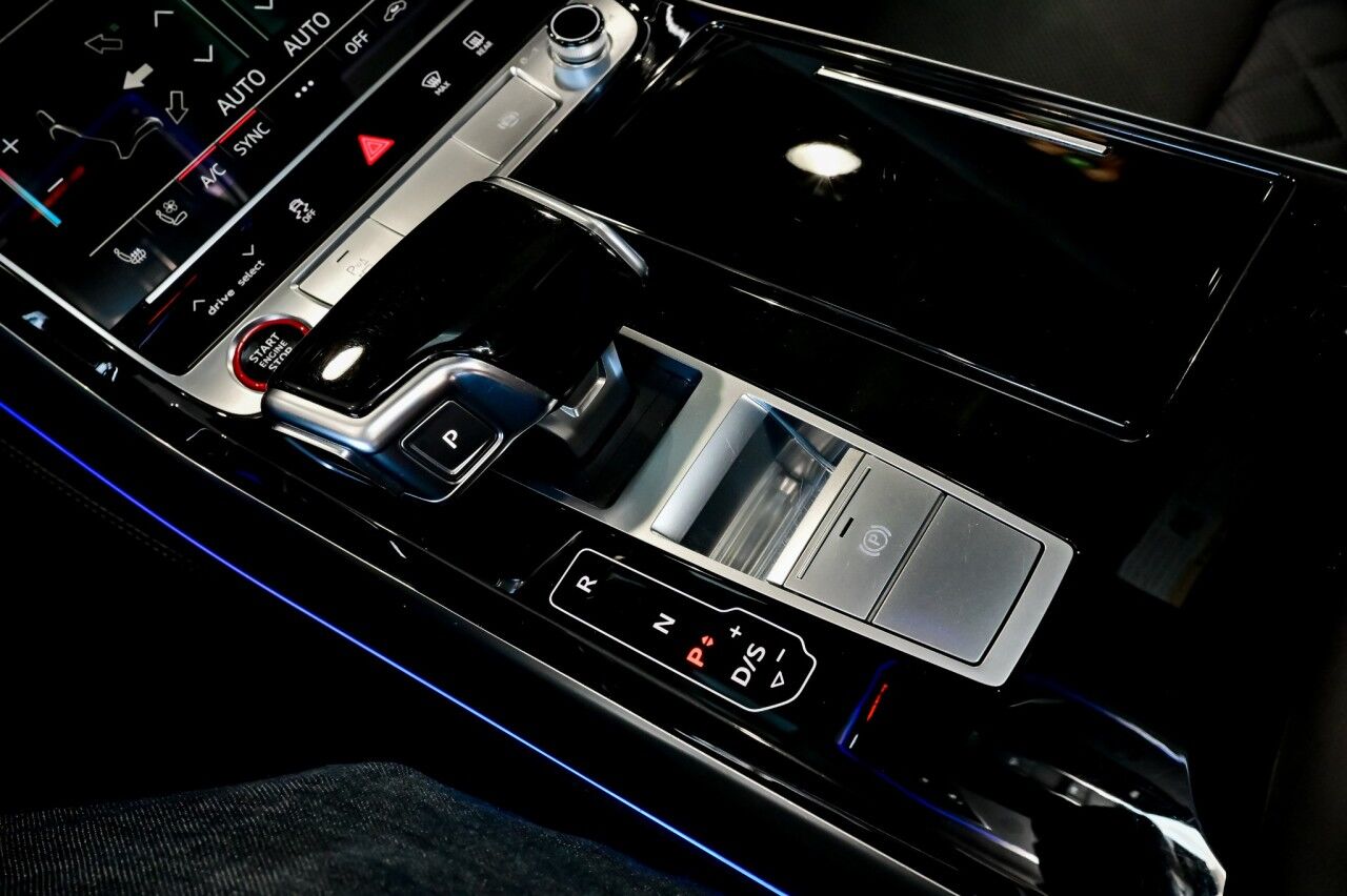 2022 Audi S8 Rear Seat Comfort Pkg, Executive and Comfort Plus Pkg Springfield NJ