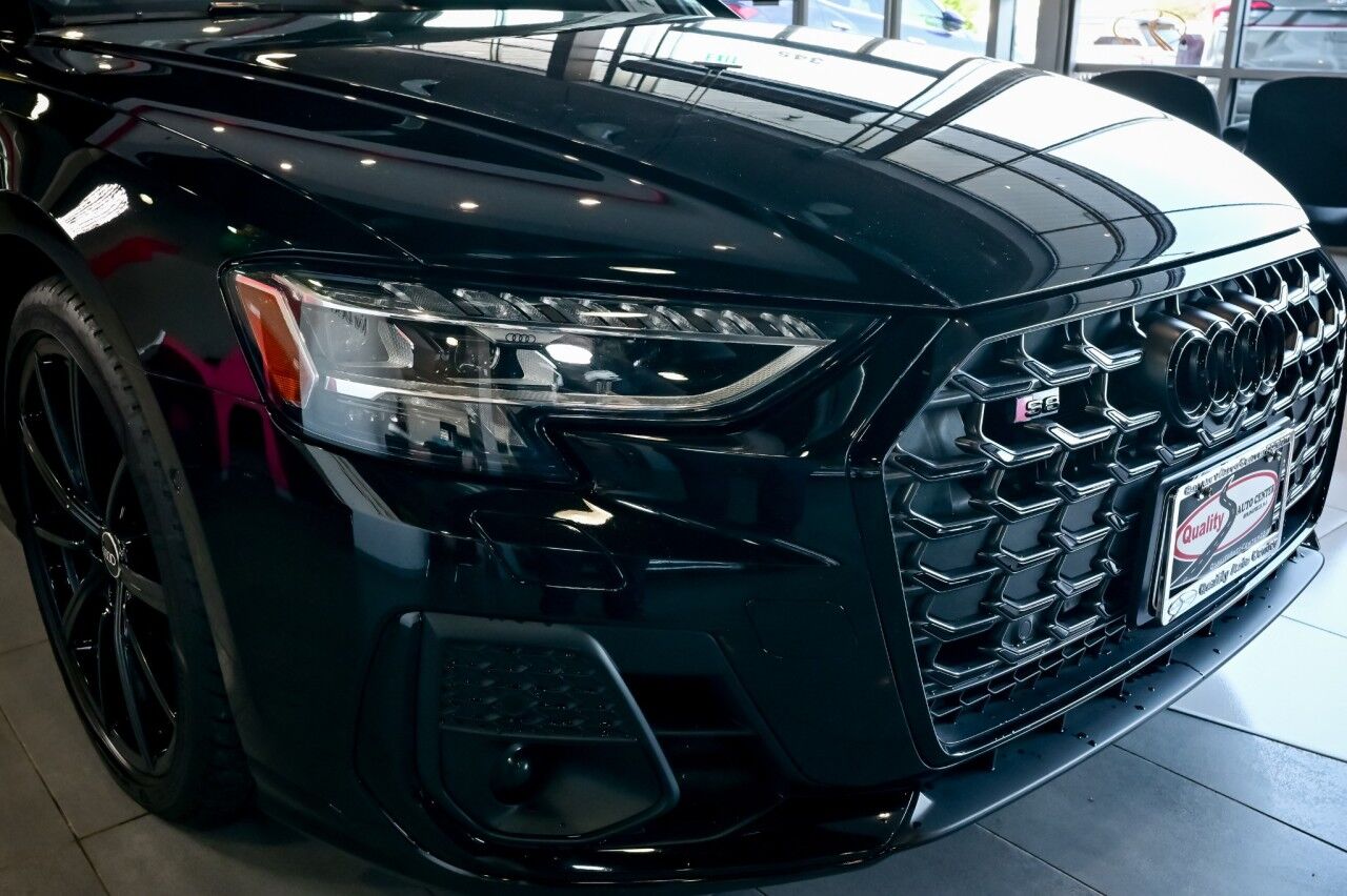 2022 Audi S8 Rear Seat Comfort Pkg, Executive and Comfort Plus Pkg Springfield NJ