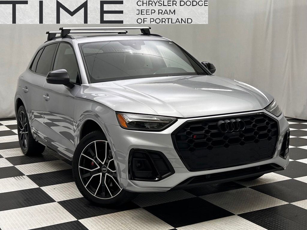 2022 Audi SQ5 Premium Plus