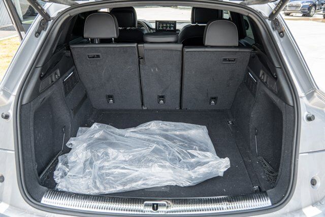 2022 Audi SQ5 Premium Plus  Selma TX