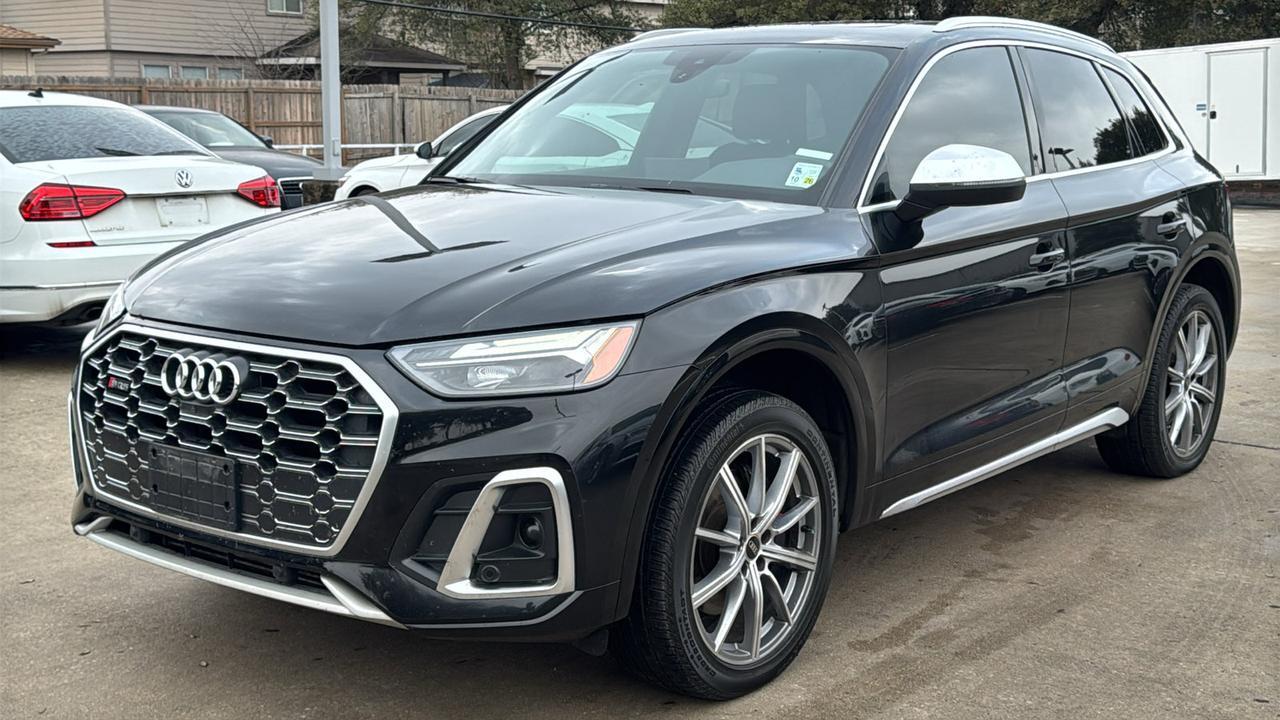 2022 Audi SQ5 Premium Plus