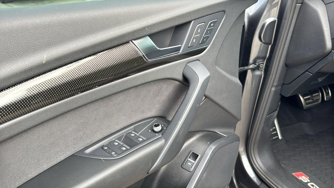 2022 Audi SQ5 Premium  Selma TX