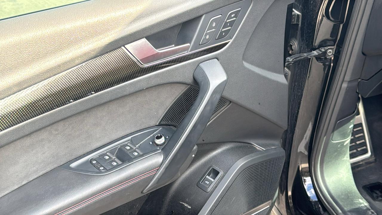 2022 Audi SQ5 Prestige  Selma TX