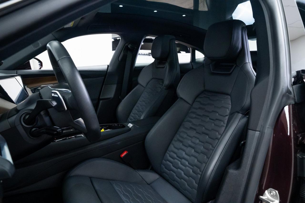 2022 Audi e-tron GT Premium Plus 1 Owner Performance Package Massage Seats Portland OR