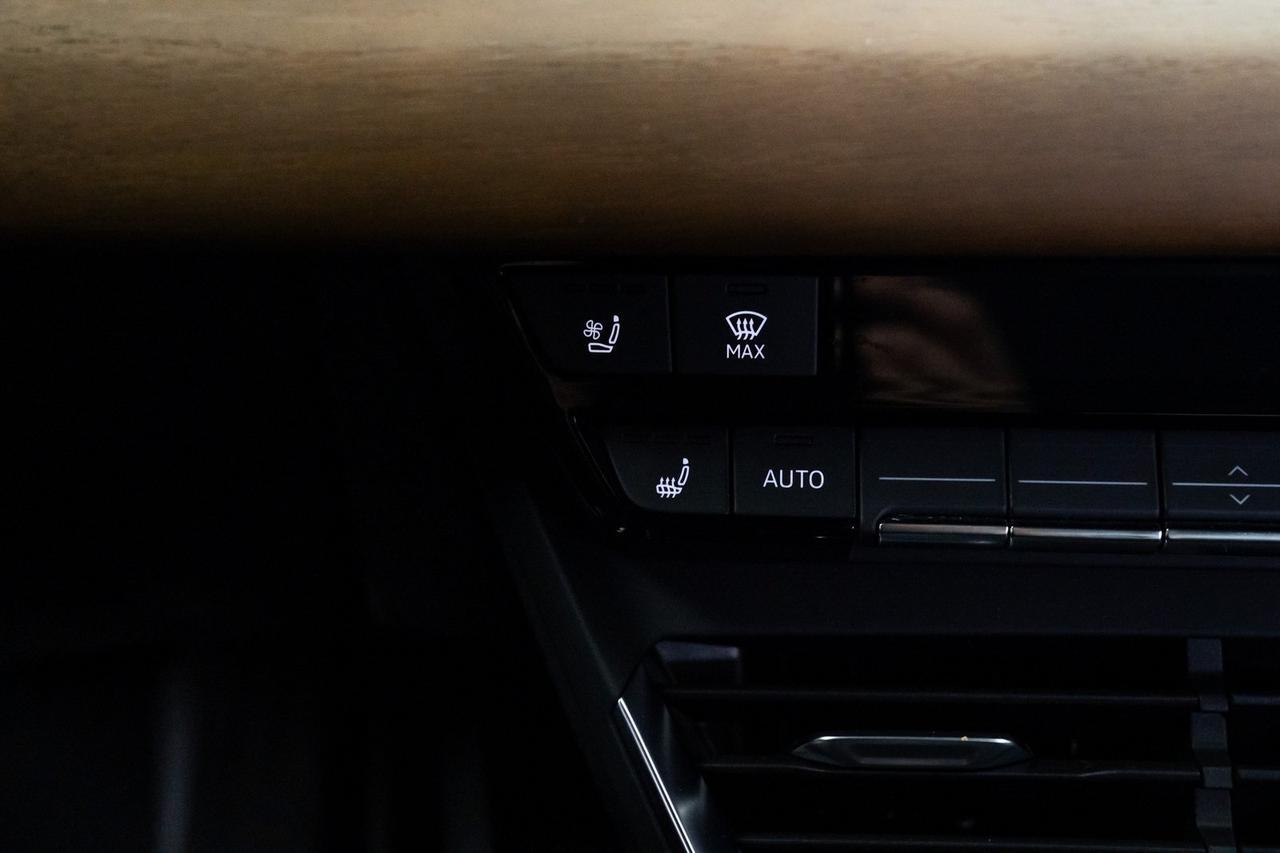 2022 Audi e-tron GT Premium Plus 1 Owner Performance Package Massage Seats Portland OR