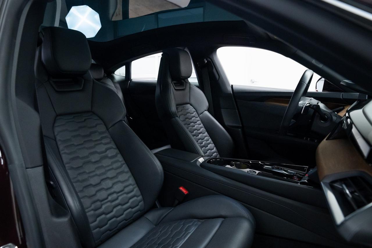 2022 Audi e-tron GT Premium Plus 1 Owner Performance Package Massage Seats Portland OR