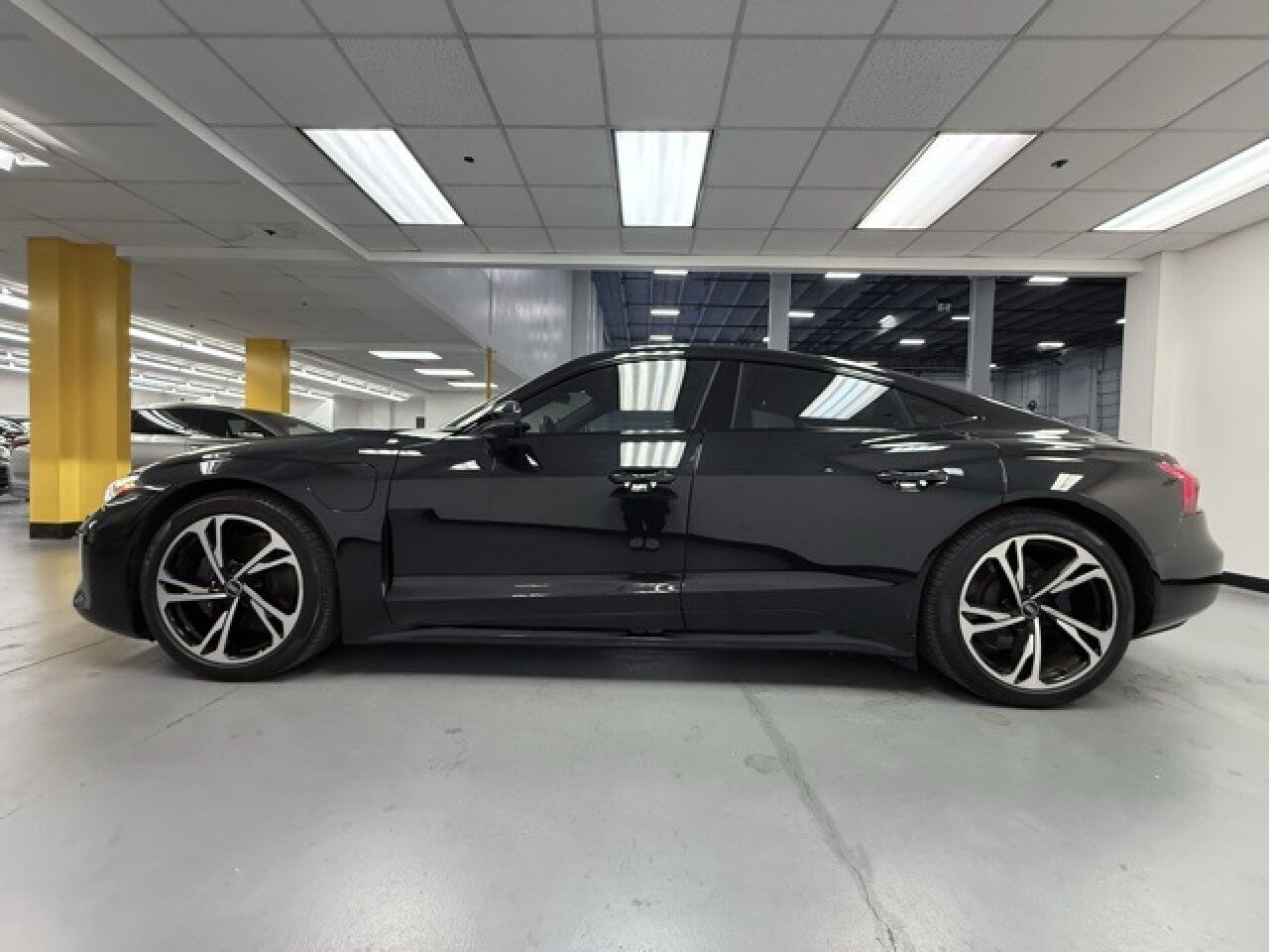 2022 Audi e-tron GT Premium Plus