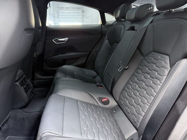 2022 Audi e-tron GT Premium Plus Dallas TX