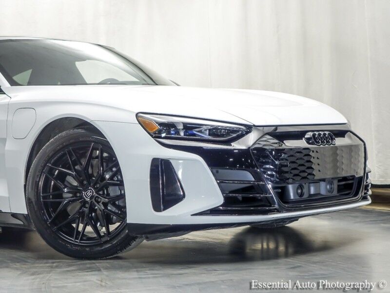 2022 Audi e-tron GT Premium Plus