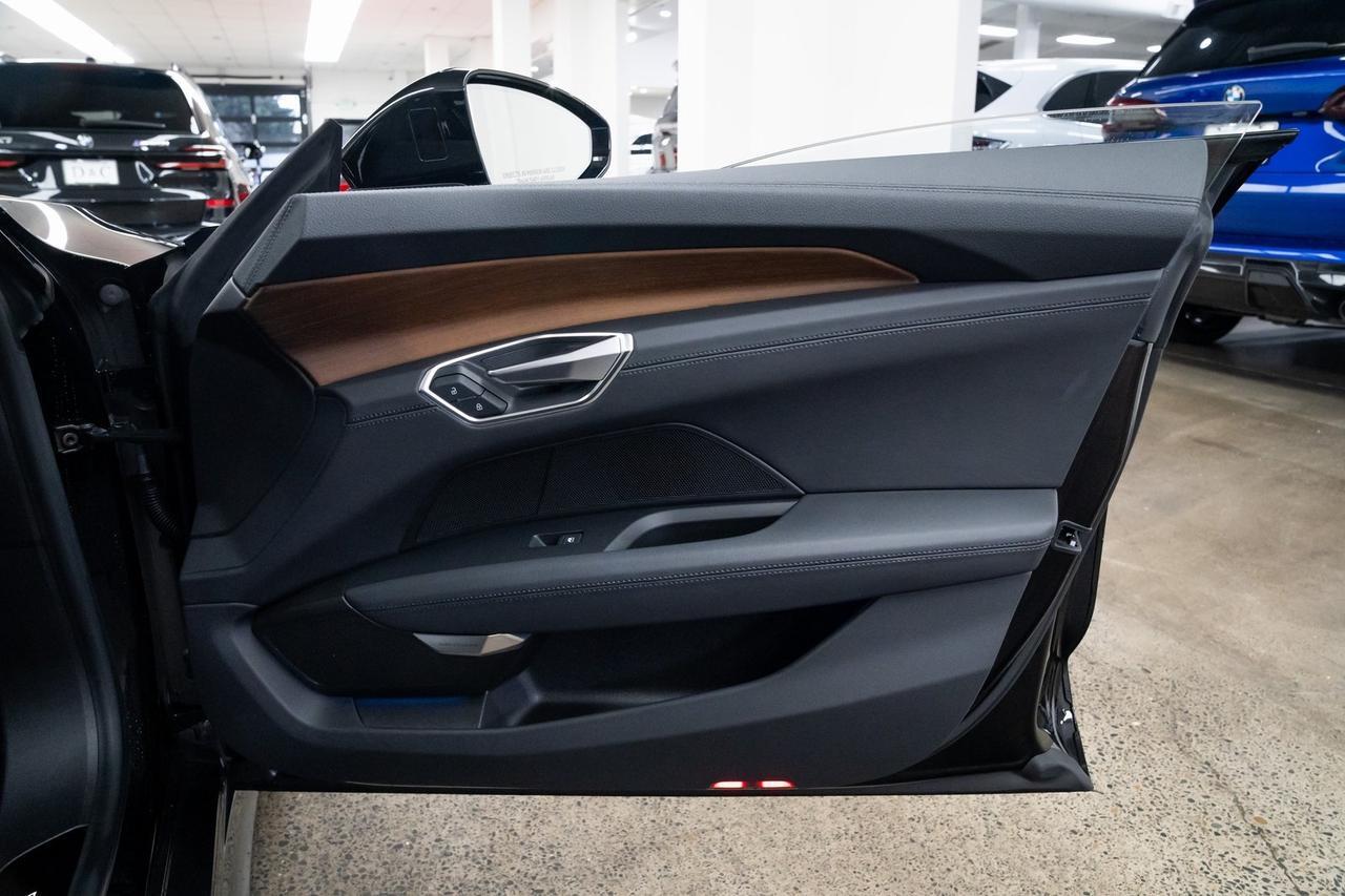 2022 Audi e-tron GT Prestige 1 Owner Adaptive Cruise Head-Up Display Portland OR