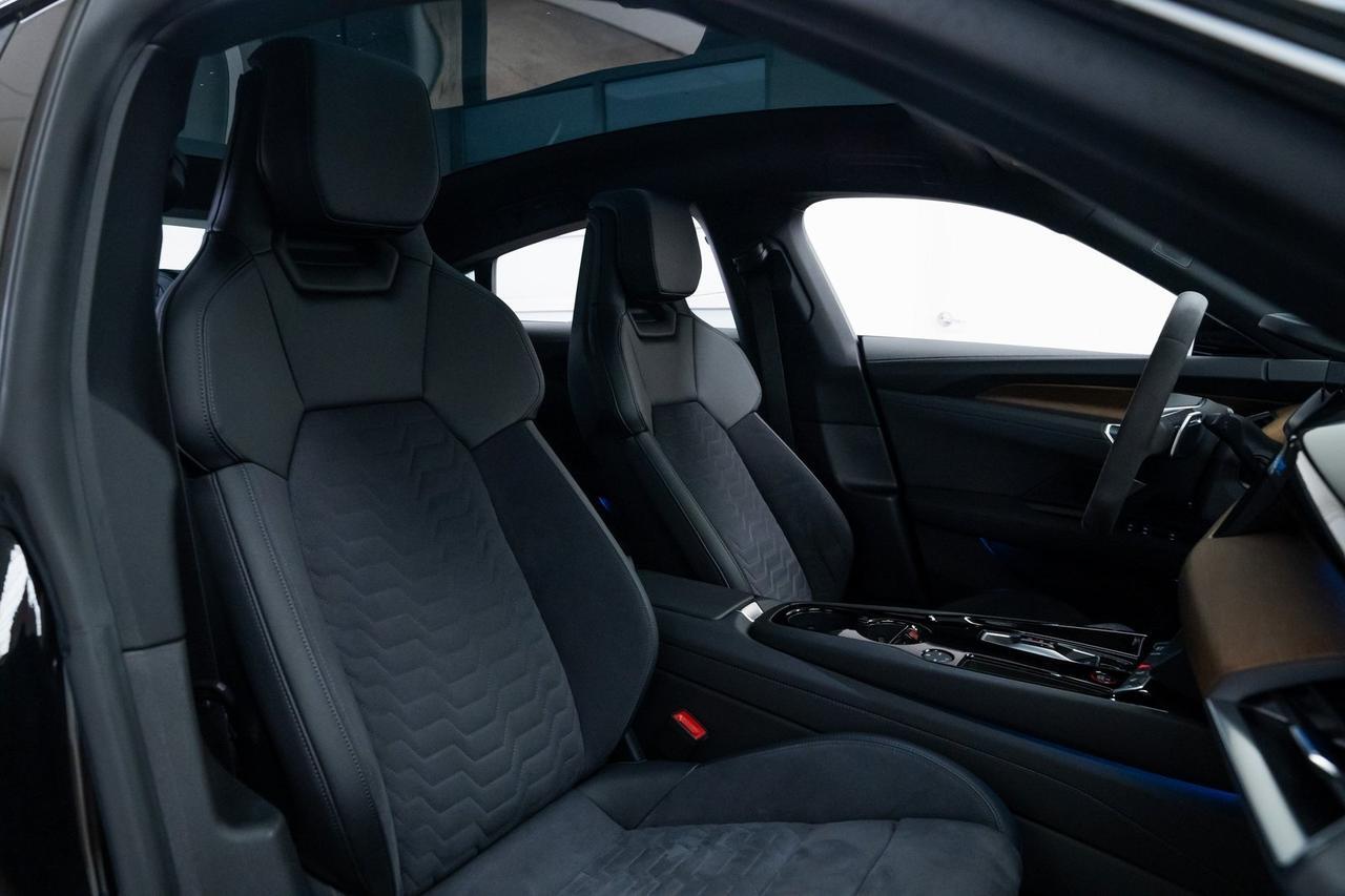 2022 Audi e-tron GT Prestige 1 Owner Adaptive Cruise Head-Up Display Portland OR