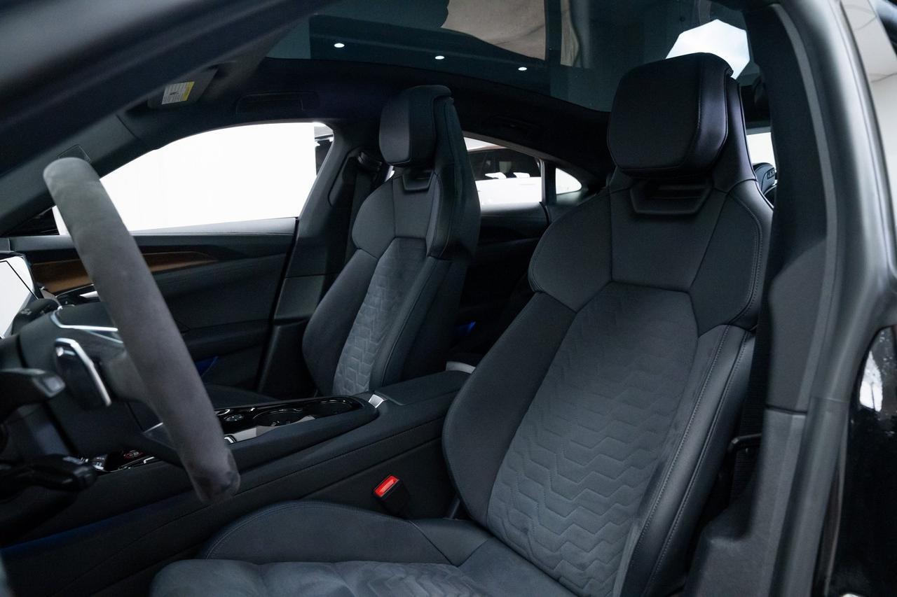 2022 Audi e-tron GT Prestige 1 Owner Adaptive Cruise Head-Up Display Portland OR