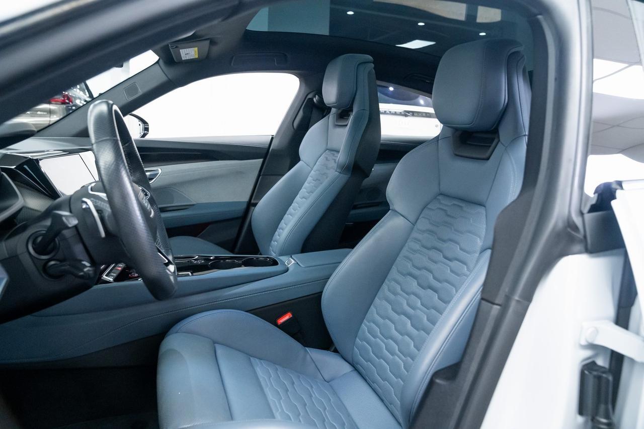 2022 Audi e-tron GT Prestige 1 Owner Performance Package Bang &amp; Olufsen Sound Portland OR