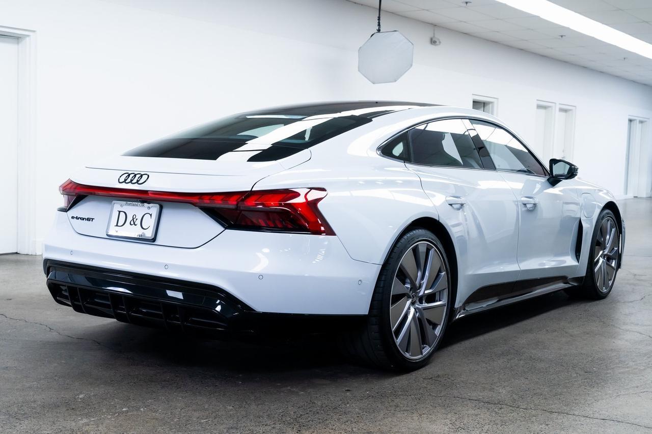 2022 Audi e-tron GT Prestige 1 Owner Performance Package Bang &amp; Olufsen Sound Portland OR