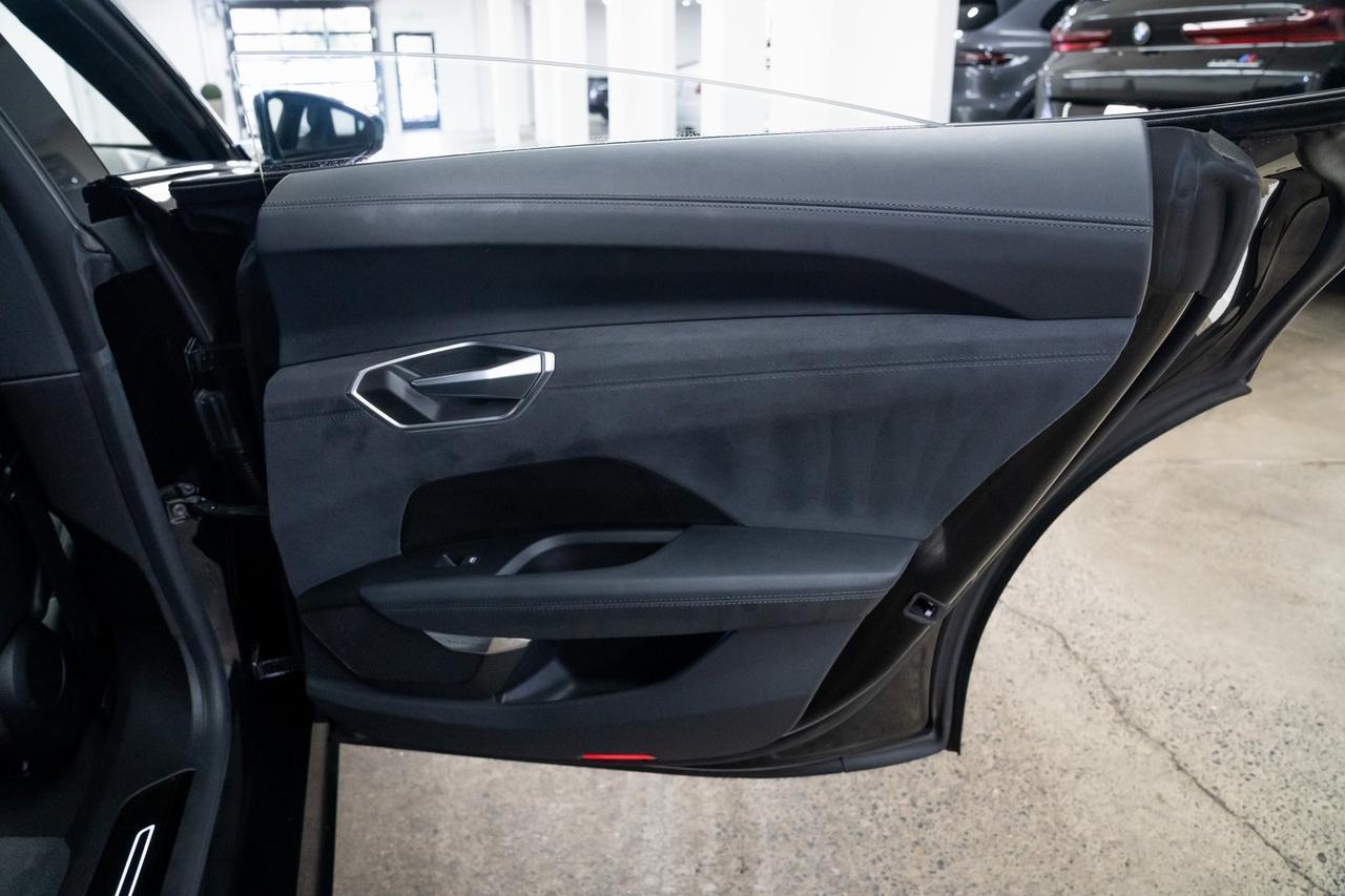 2022 Audi e-tron GT Prestige 1 Owner Performance Package Portland OR