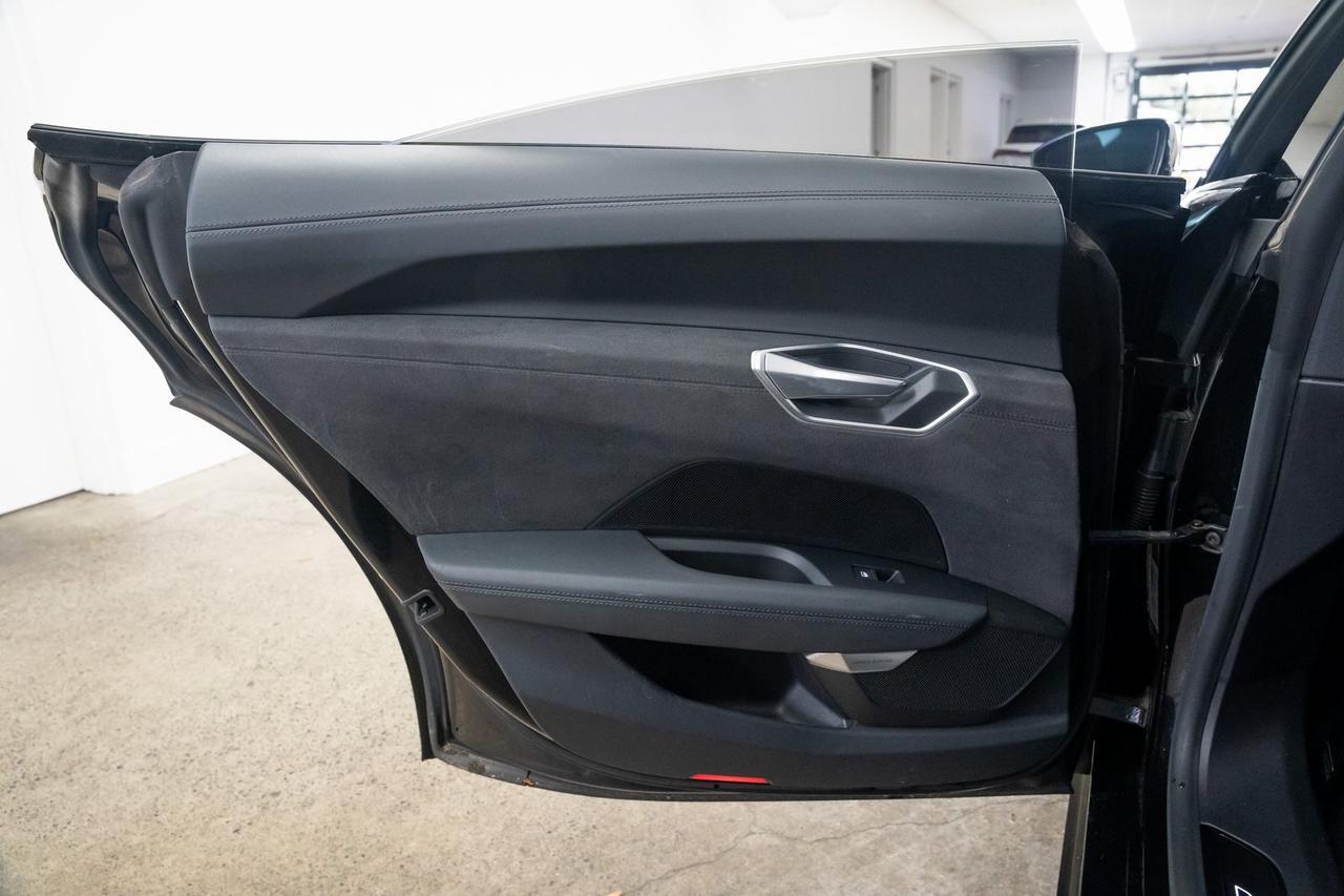 2022 Audi e-tron GT Prestige 1 Owner Vented Seats Performance Package Portland OR