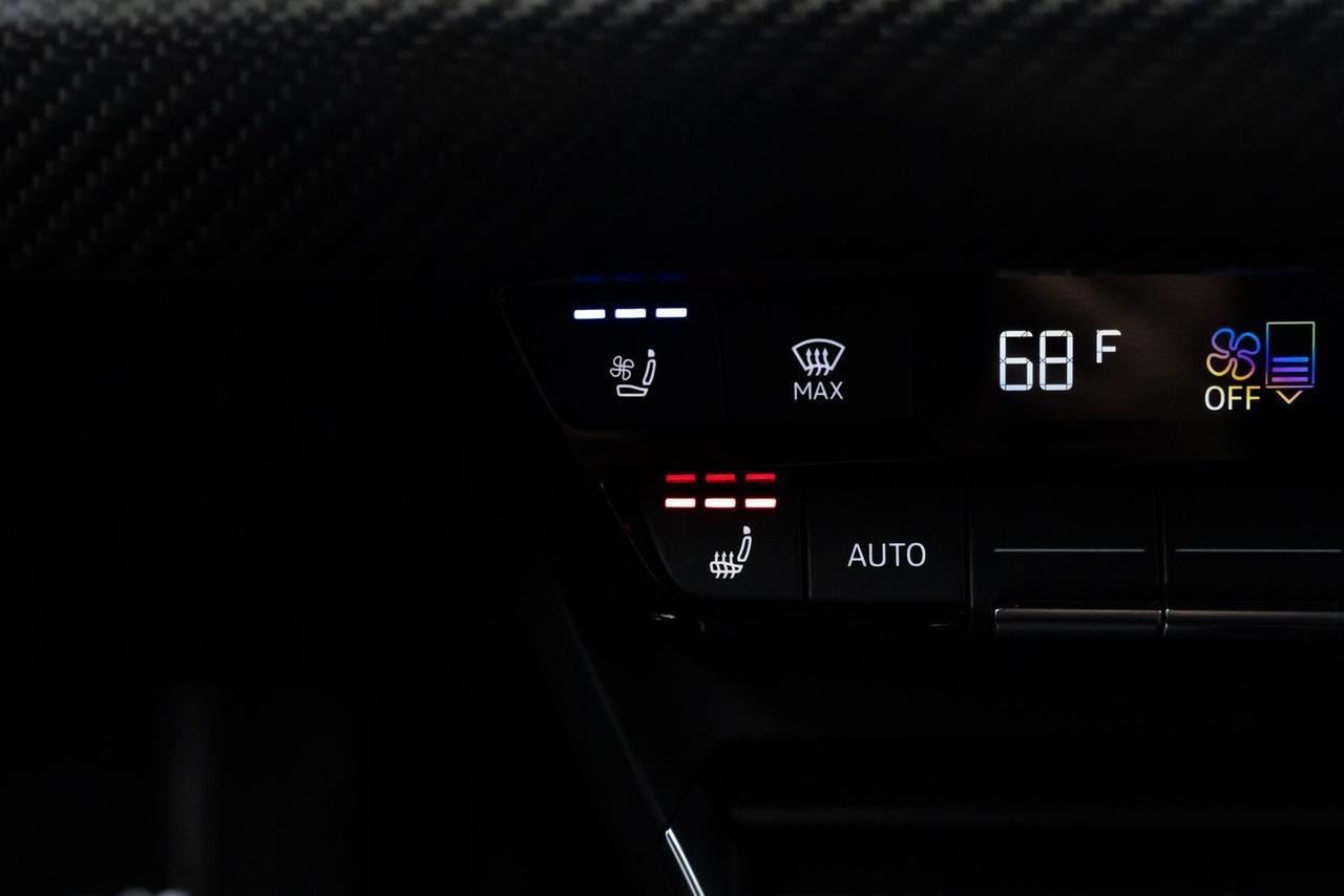 2022 Audi e-tron GT Prestige 1 Owner Vented Seats Performance Package Portland OR