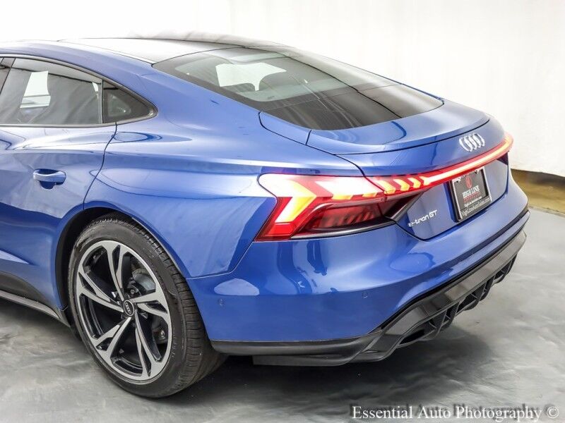 2022 Audi e-tron GT Prestige Willowbrook IL