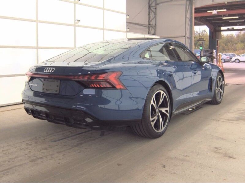 2022 Audi e-tron GT Prestige Willowbrook IL