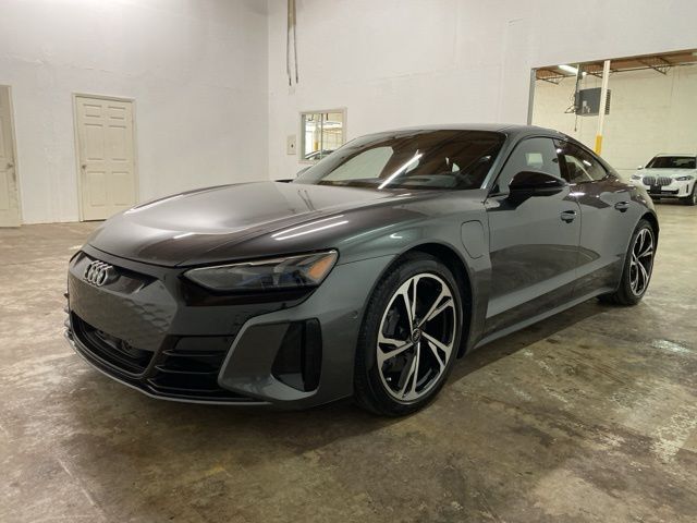 2022 Audi e-tron GT Prestige quattro