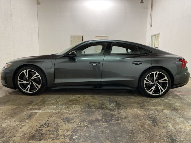 2022 Audi e-tron GT Prestige quattro