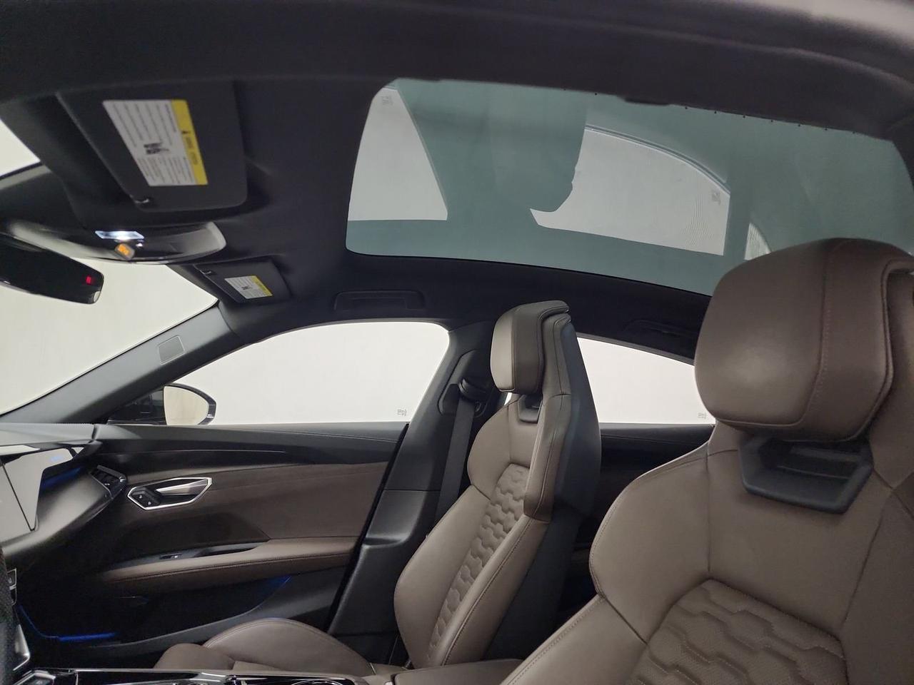 2022 Audi e-tron GT Prestige quattro Performance Package Head-Up Display Portland OR