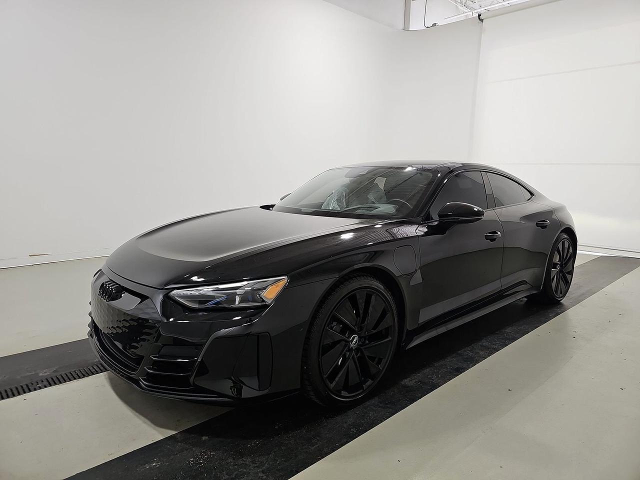 2022 Audi e-tron GT Prestige quattro Performance Package Head-Up Display Portland OR