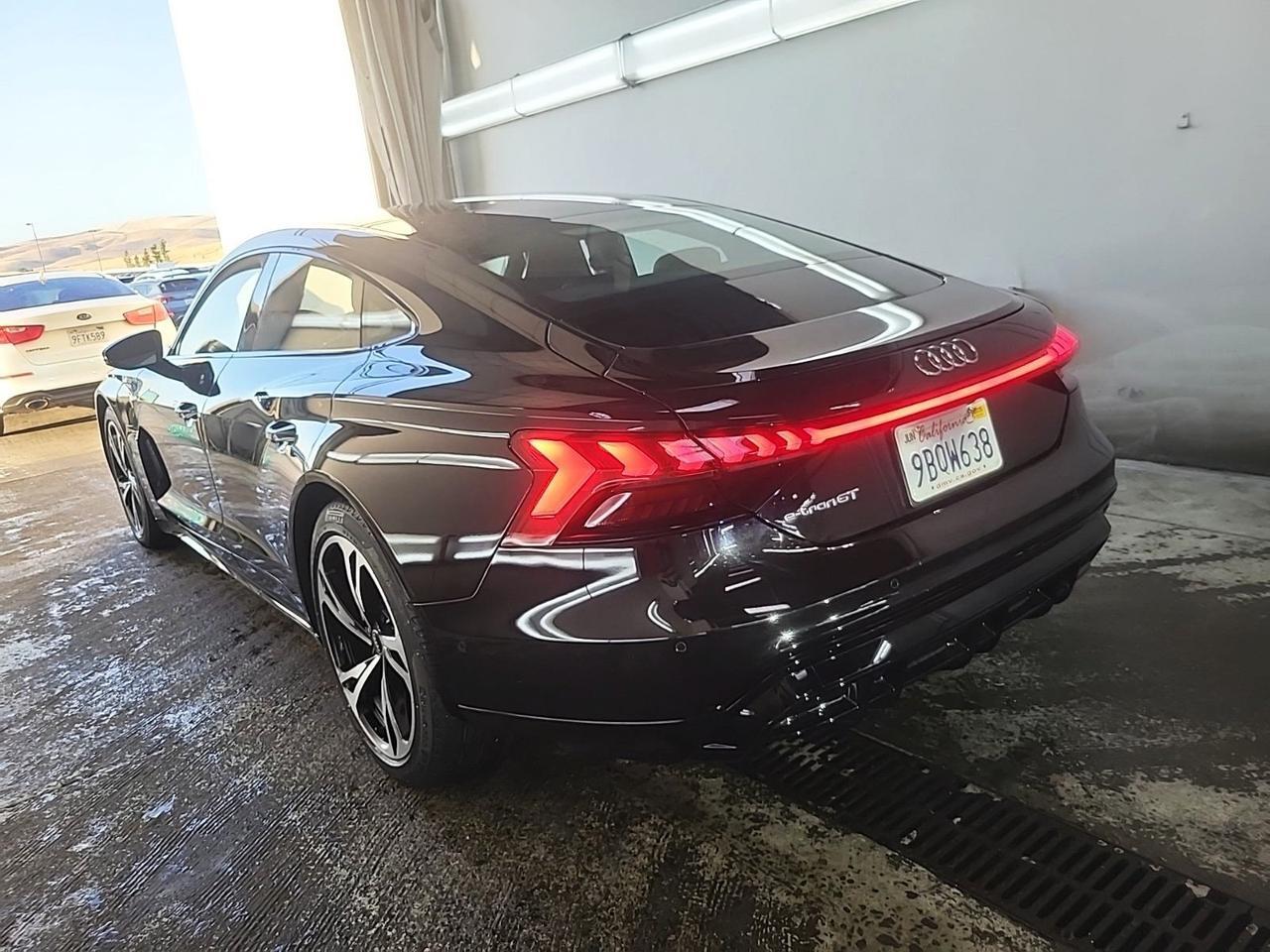 2022 Audi e-tron GT Prestige quattro Performance Package Massage Seats Portland OR