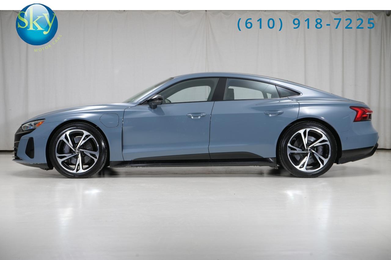 2022 Audi e-tron GT Quattro AWD Prestige $117,910 MSRP