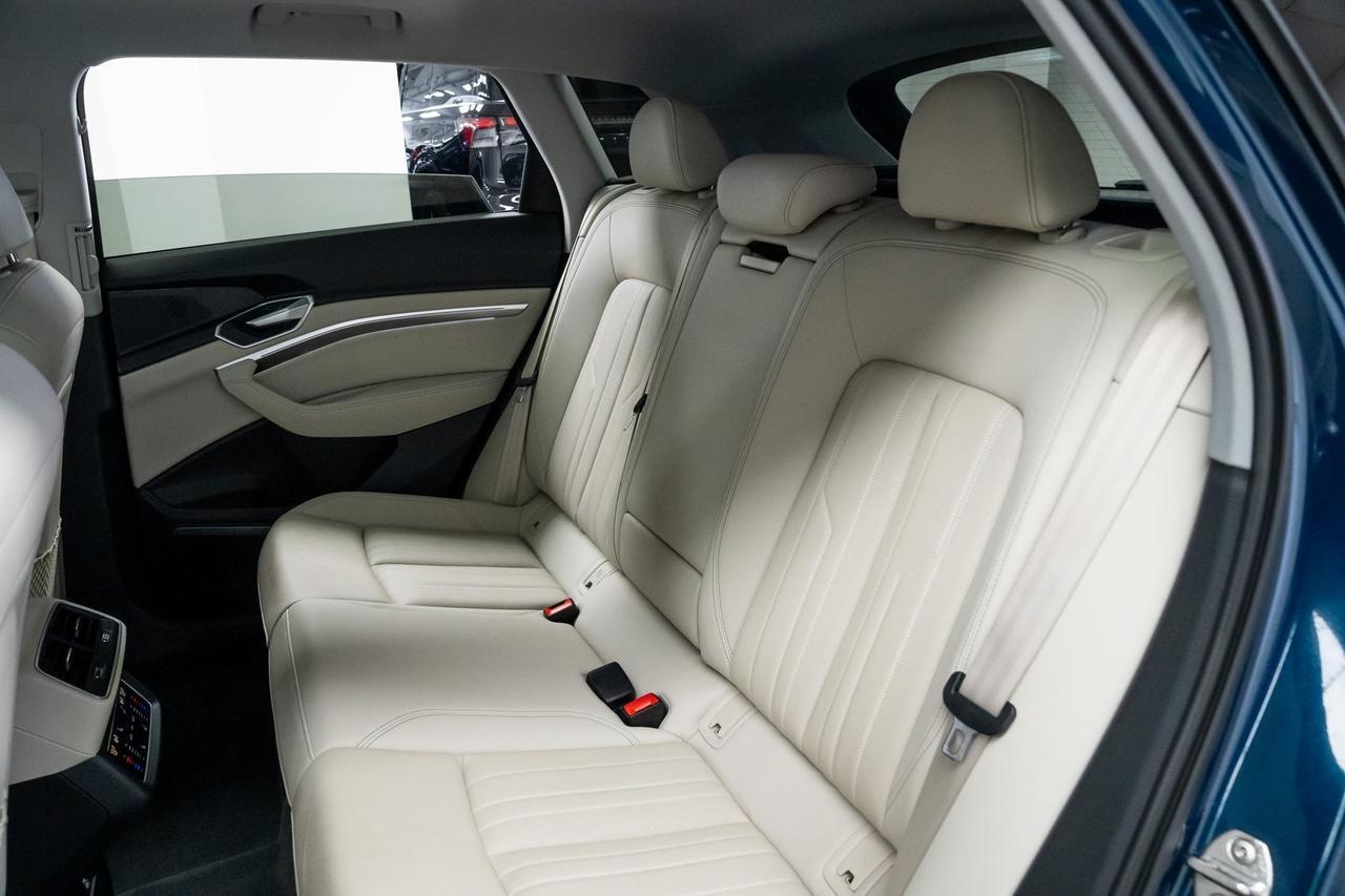 2022 Audi e-tron Premium Plus 1 Owner Bang &amp; Olufsen Sound Adaptive Cruise Portland OR