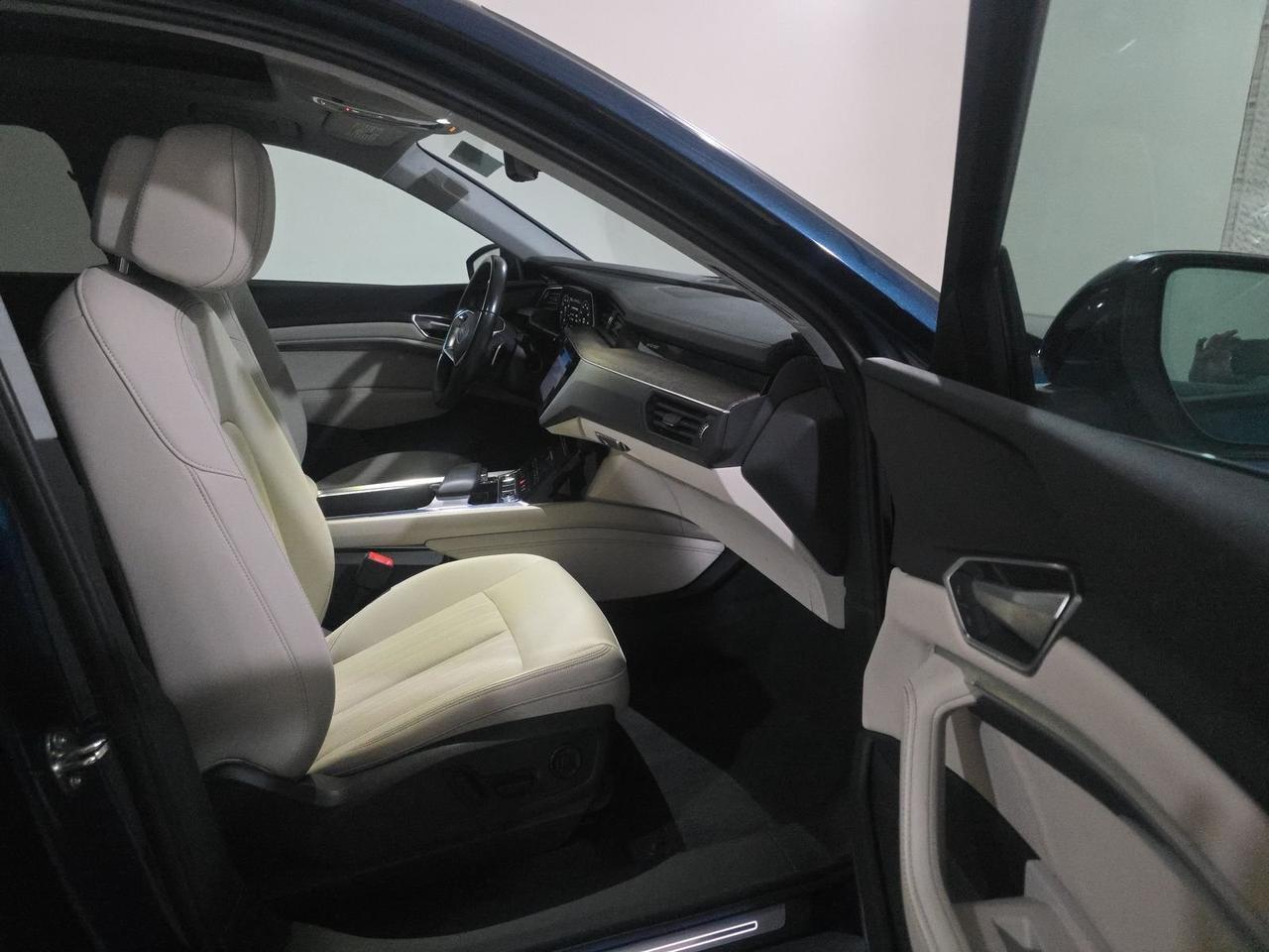 2022 Audi e-tron Premium Plus quattro Bang &amp; Olufsen Sound Adaptive Cruise Portland OR