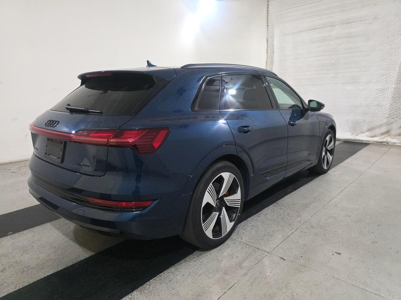 2022 Audi e-tron Premium Plus quattro Bang &amp; Olufsen Sound Adaptive Cruise Portland OR